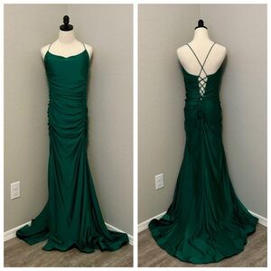 NEW JOVANI SZ 12 EMERALD GREEN SATIN CORSET LACE UP FORMAL EVENING GOWN